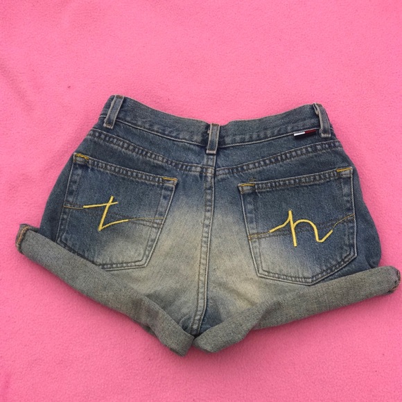 vintage tommy hilfiger denim shorts - Picture 6 of 7